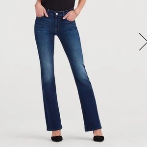 7 for All Mankind Bootcut in Moreno